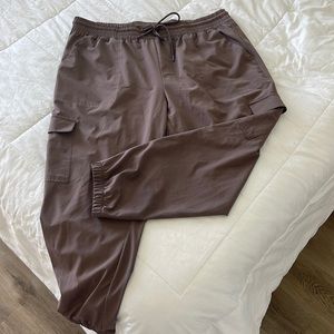 Old Navy. Excellent condition. Stretch Tech ankle length joggers
